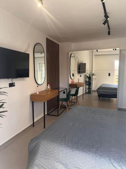 Patras Blue Sea And Sky Deluxe Apartment 외부 사진